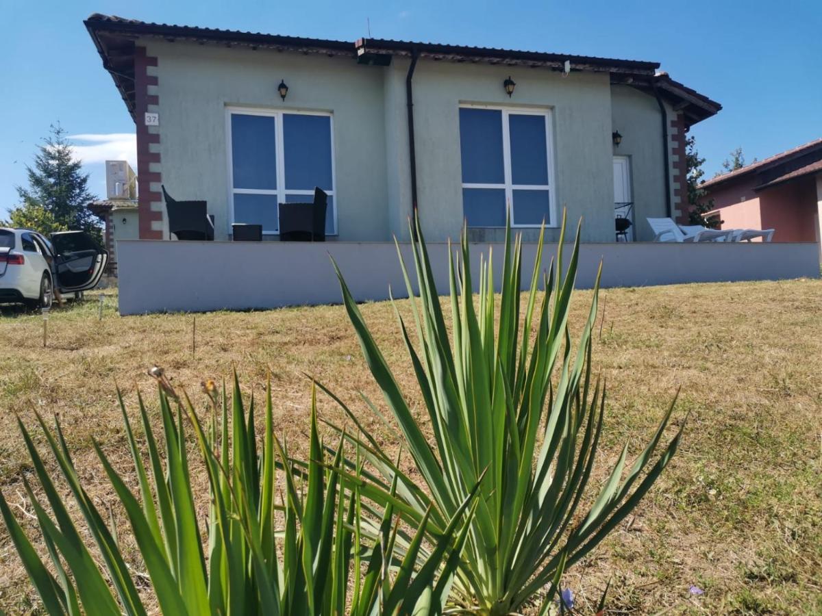 Villa Emine Banya  Εξωτερικό φωτογραφία