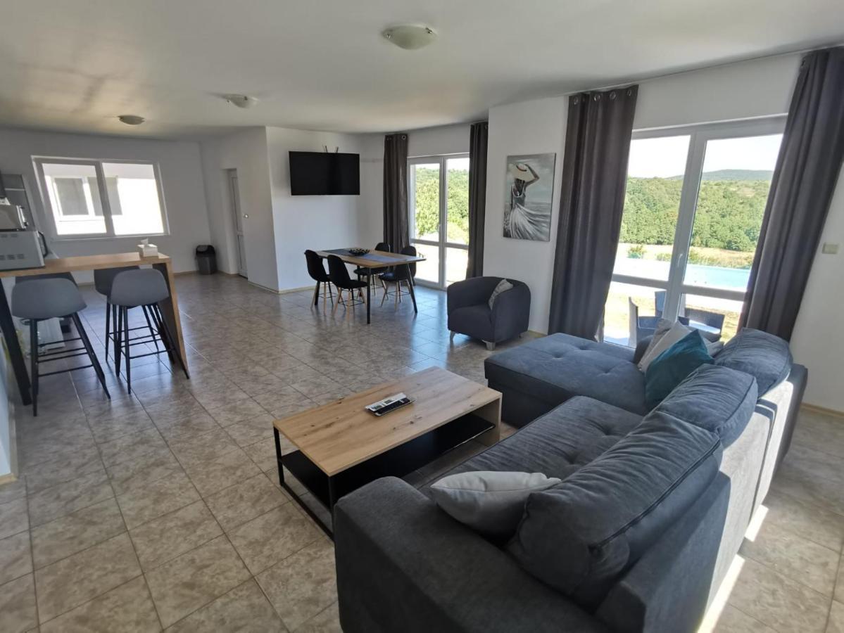 Villa Emine Banya  Εξωτερικό φωτογραφία