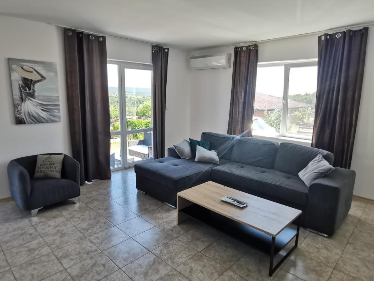 Villa Emine Banya  Εξωτερικό φωτογραφία