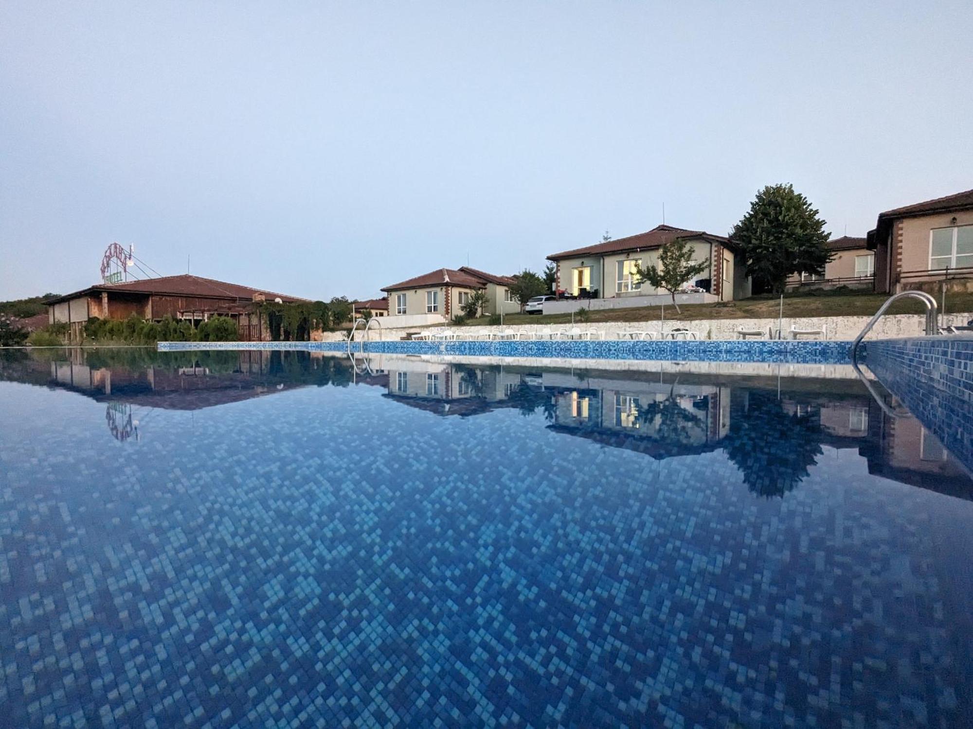 Villa Emine Banya  Εξωτερικό φωτογραφία